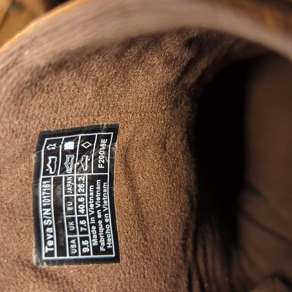 Teva 'Foxy' Waterproof Leather Ankle Boots - Picture 5 of 11